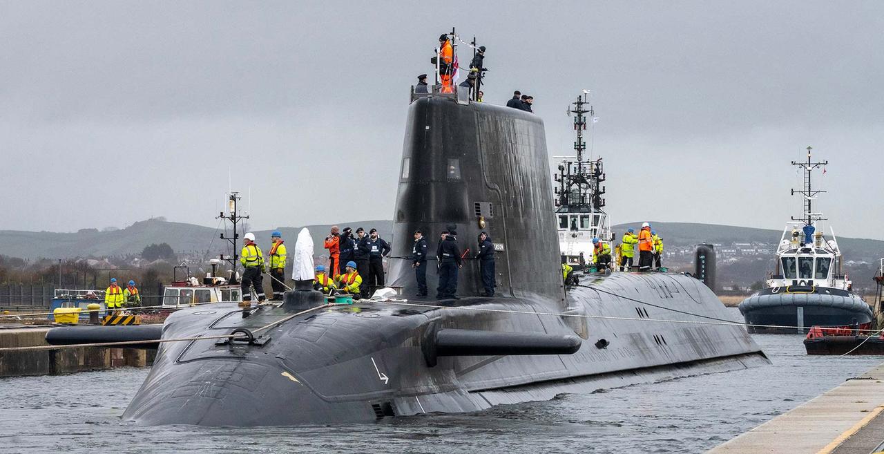 英国皇家海军第六艘机敏级攻击型核潜艇“阿伽门农”号（HMS Agamemnon，