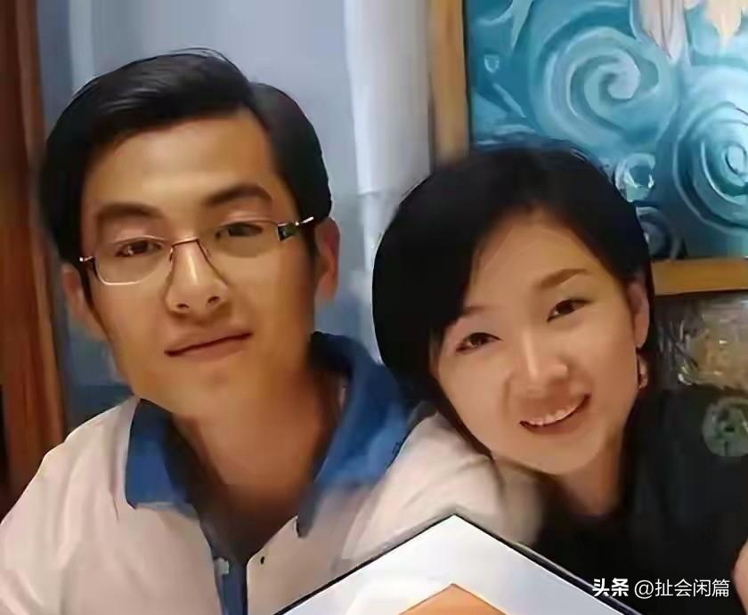 朱亚文真幸运，人生中有两段广为人知的感情，对方都是好女孩！

第一段是和北电同学