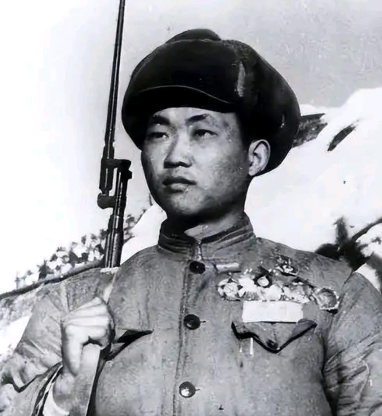 1953年志愿军司令部吵起来了 ，一个19岁新兵的战报把首长逼急了
胡修道，四川