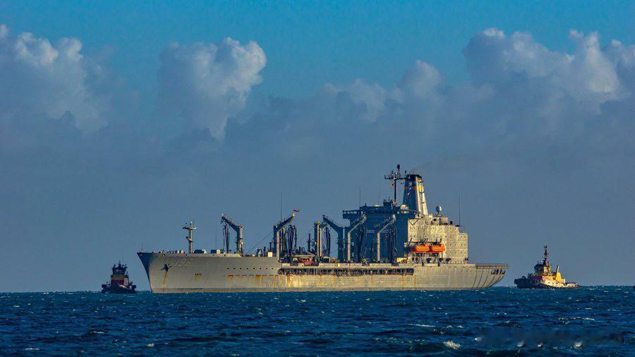 🇺🇸美国海军补给舰“卡纳瓦”号（T-AO-196）于2026年1月19日停靠