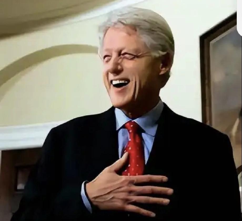 美国将再无风光
 
回望世纪之交，美国曾有过一段罕见的稳健盛世。克林顿执政时期，