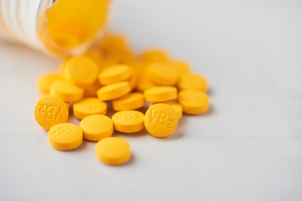 2块钱一瓶的维生素B2，是高血脂的“克星”？可惜很多人都不知道

你有没有想过，