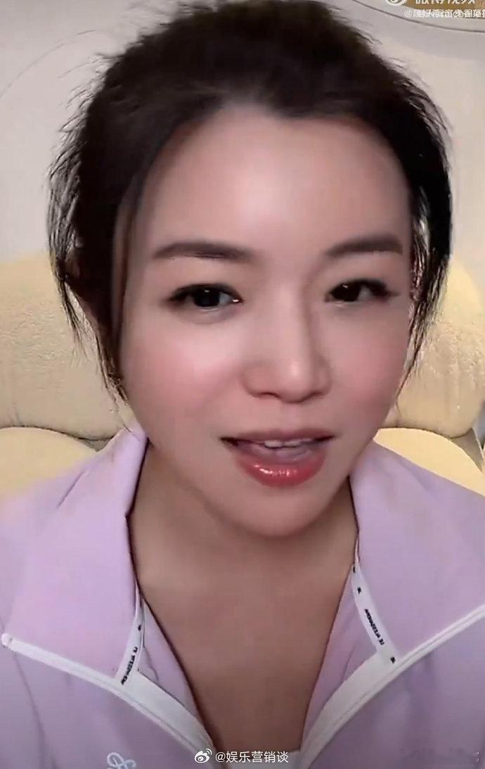 陈妍希和儿子合唱Achilles跟腱之歌 果然好家教自带氛围感，陈妍希和儿子星星