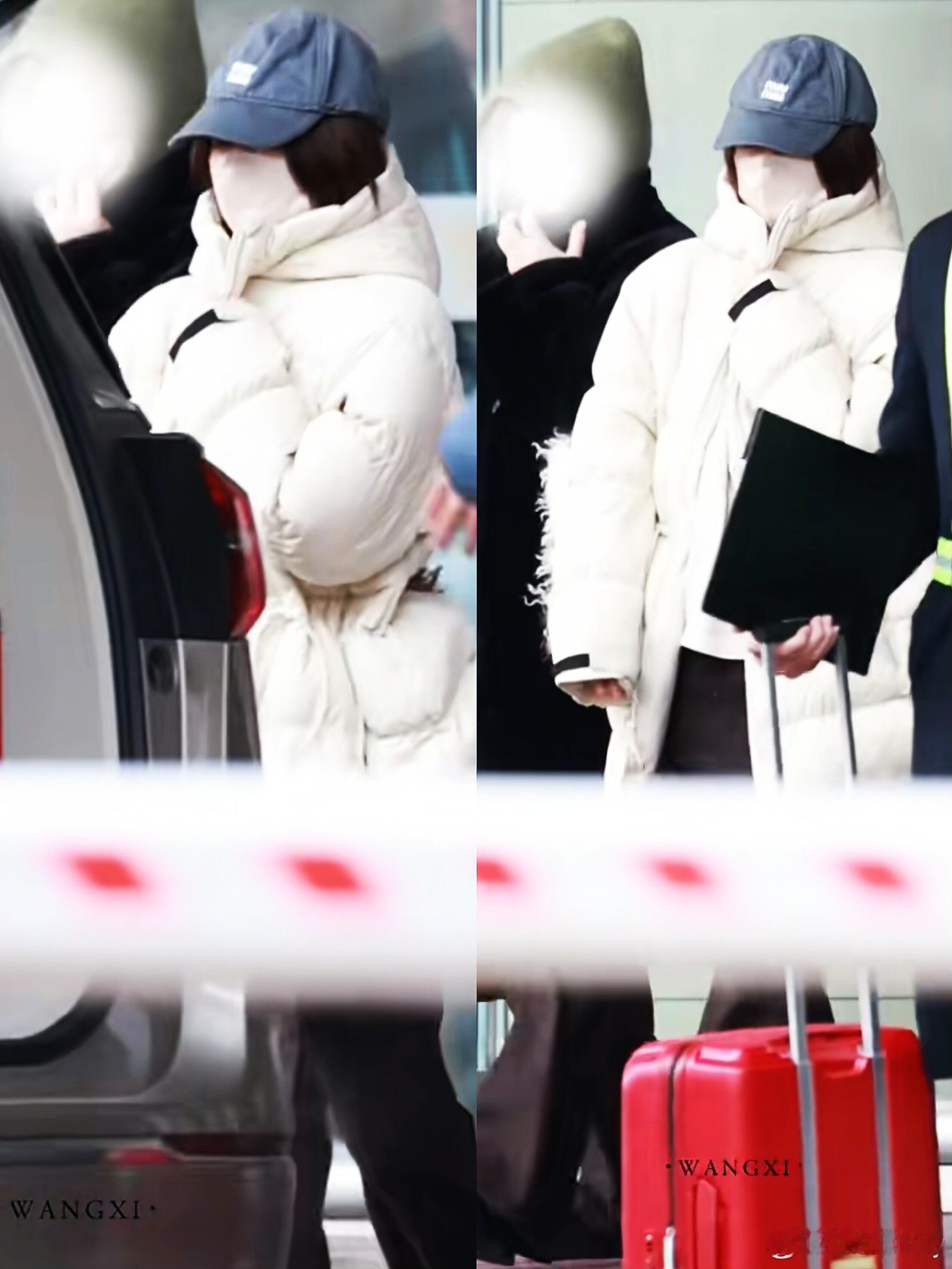 赵今麦到达北京参加庆功宴麦麦到达北京啦，白色羽绒搭配咖色喇叭裤，就这样穿的暖乎乎