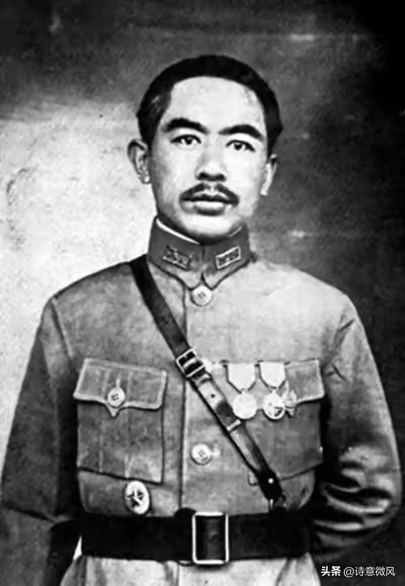 两面投机骗过斯大林与蒋介石，杀害毛主席亲弟，这个民国军阀终遭恶报
 
他骗过斯大