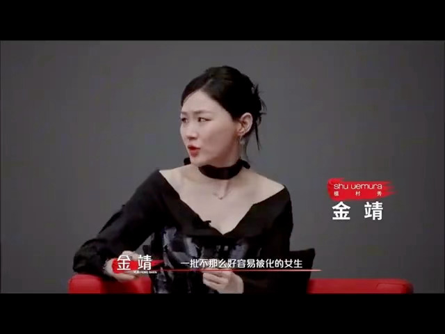 就算收到过颜值好评也会陷入容貌焦虑，很多人都会陷入自我挑剔，不必过度苛责自己的外