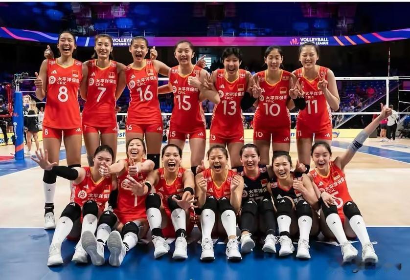 中国女排如果有这套阵容，大家评估一下，她们能不能在世界上进前四？

领队兼总教练
