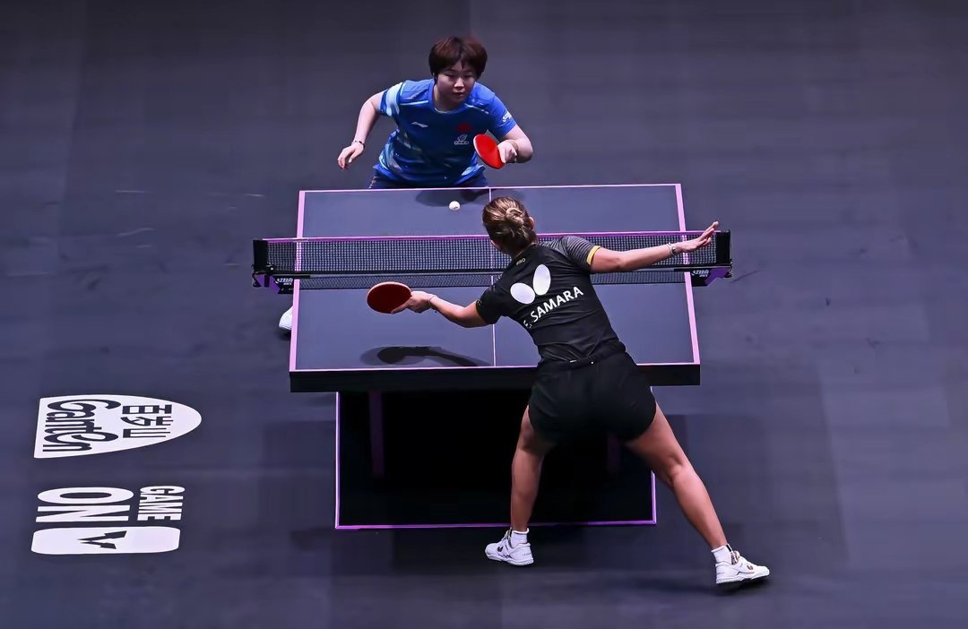 WTT多哈冠军赛：蒯曼晋级女单16强乒乓球女单 当日，在卡塔尔多哈进行的2026