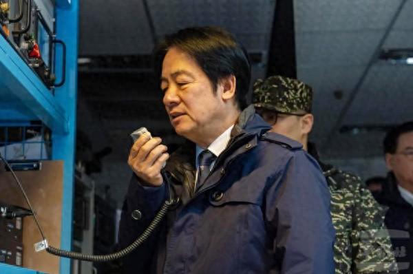 台湾省内进行军事演习的真正目的已经暴露了！看看韩国近期的闹剧就懂了，李在明能靠手