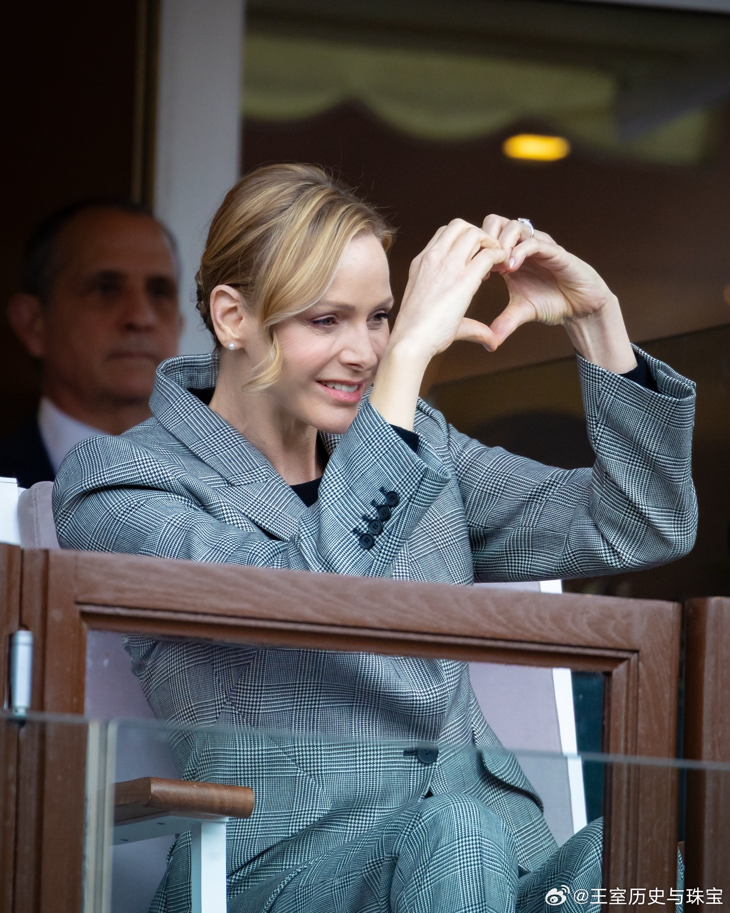 新闻 2026.3.21 摩纳哥亲王夫妇和日本三笠宫彬子女王出席今年圣德沃特橄榄