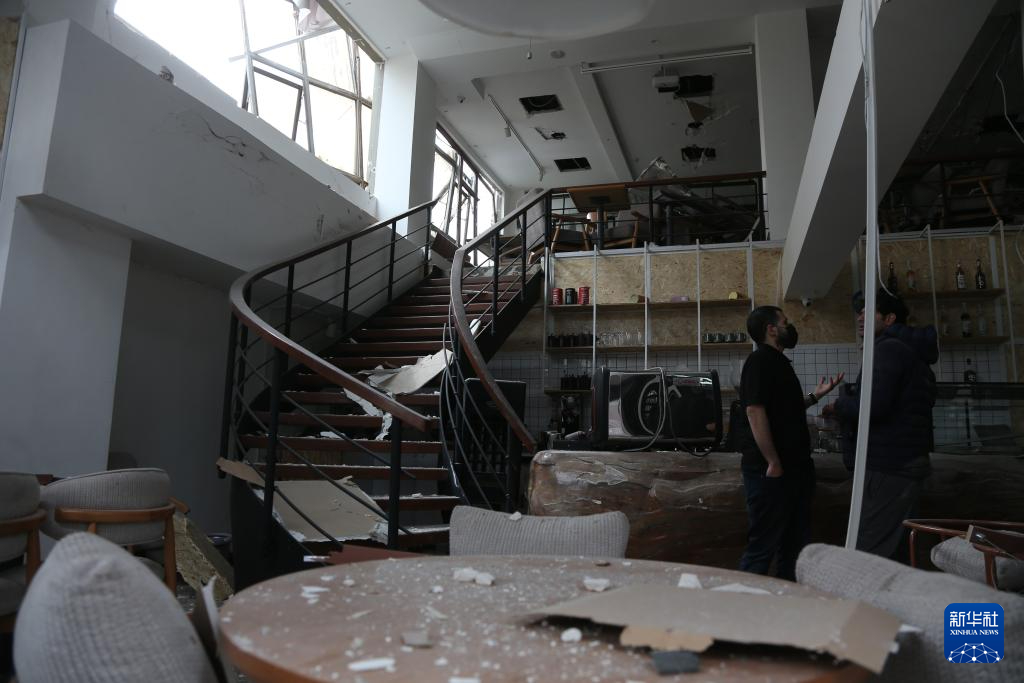 【面对多线作战局面，#以色列通过创纪录预算#】据法新社3月30日报道，以色列议会