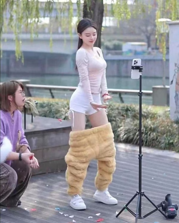 你视频前看到的小姐姐跳舞可能是这样拍的… 