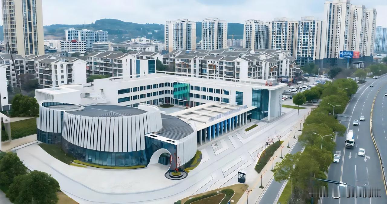 绵阳一国内通用GPU领域的领军企业港交所上市！

2025年4月绵阳市游仙区签约