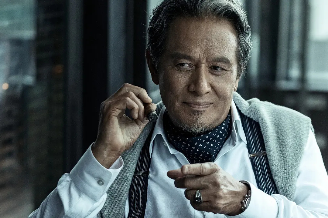 看1944发现这两人眉目为啥这么相似我还真以为是父子一查是张震的爹 