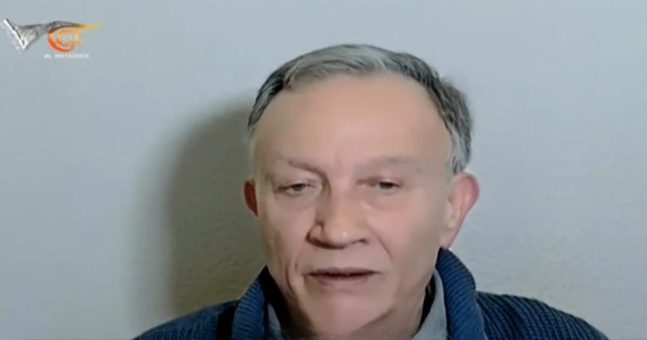 叙利亚民族联盟成员海瑟姆·曼纳表示，目前仍有2.2万名当初放下武器投降的叙利亚前