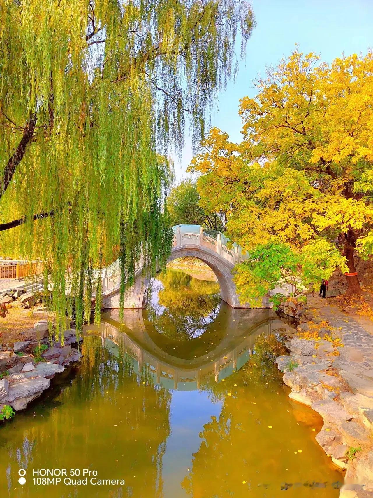 分享美丽风景照片，就像打开了生活的诗集。如今手机成了记录生活的利器，随手一拍，平