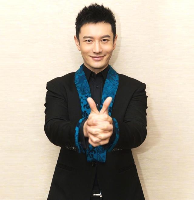 黄晓明考上博士，网友：千万别问他

一开始不理解，为啥不能问？看到图二，懂了，远