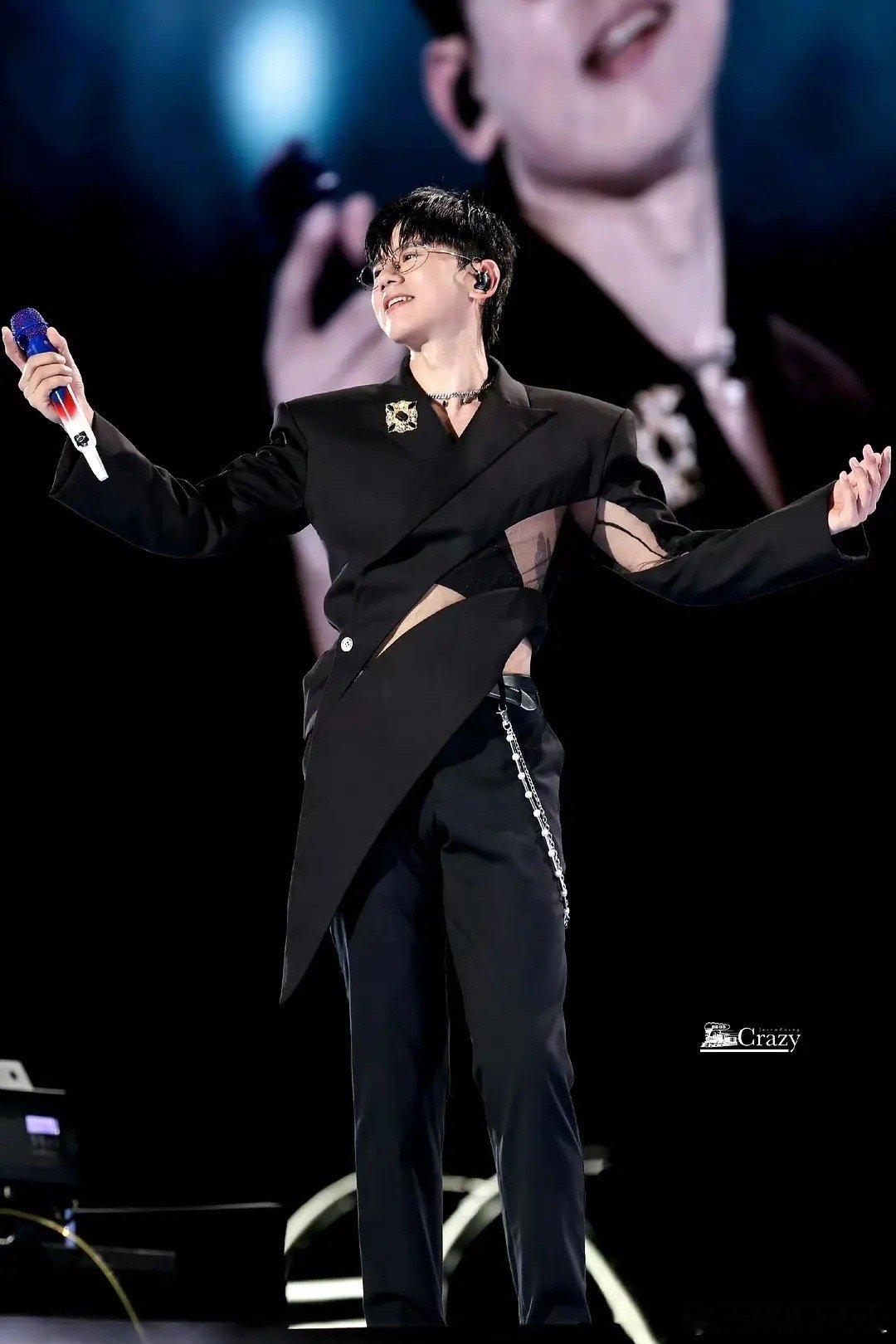 张杰的造型师可以拉黑开除了，避雷吧 ​​​