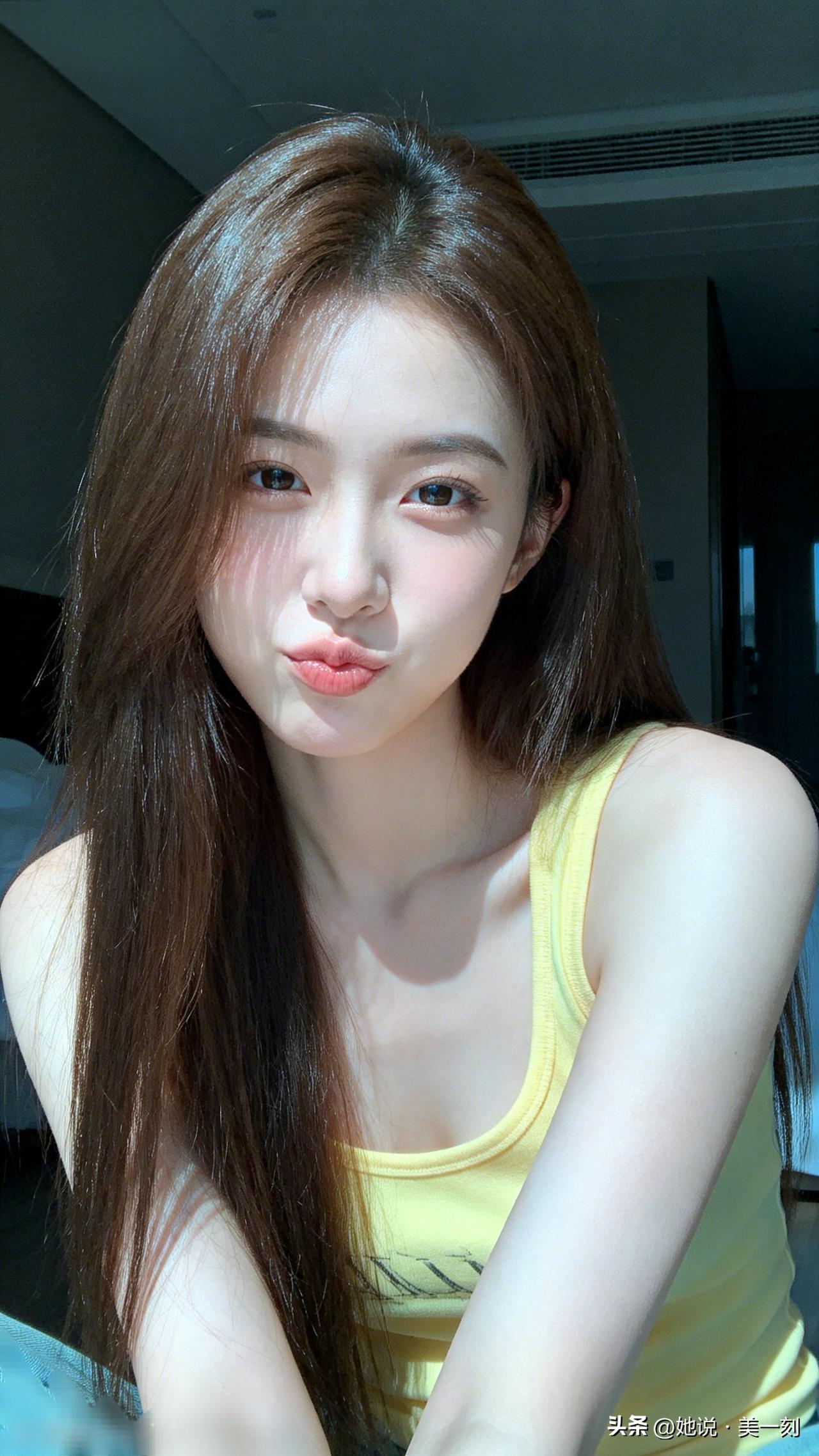 元气少女，清新自然，甜美笑容，阳光满满！🌞💖