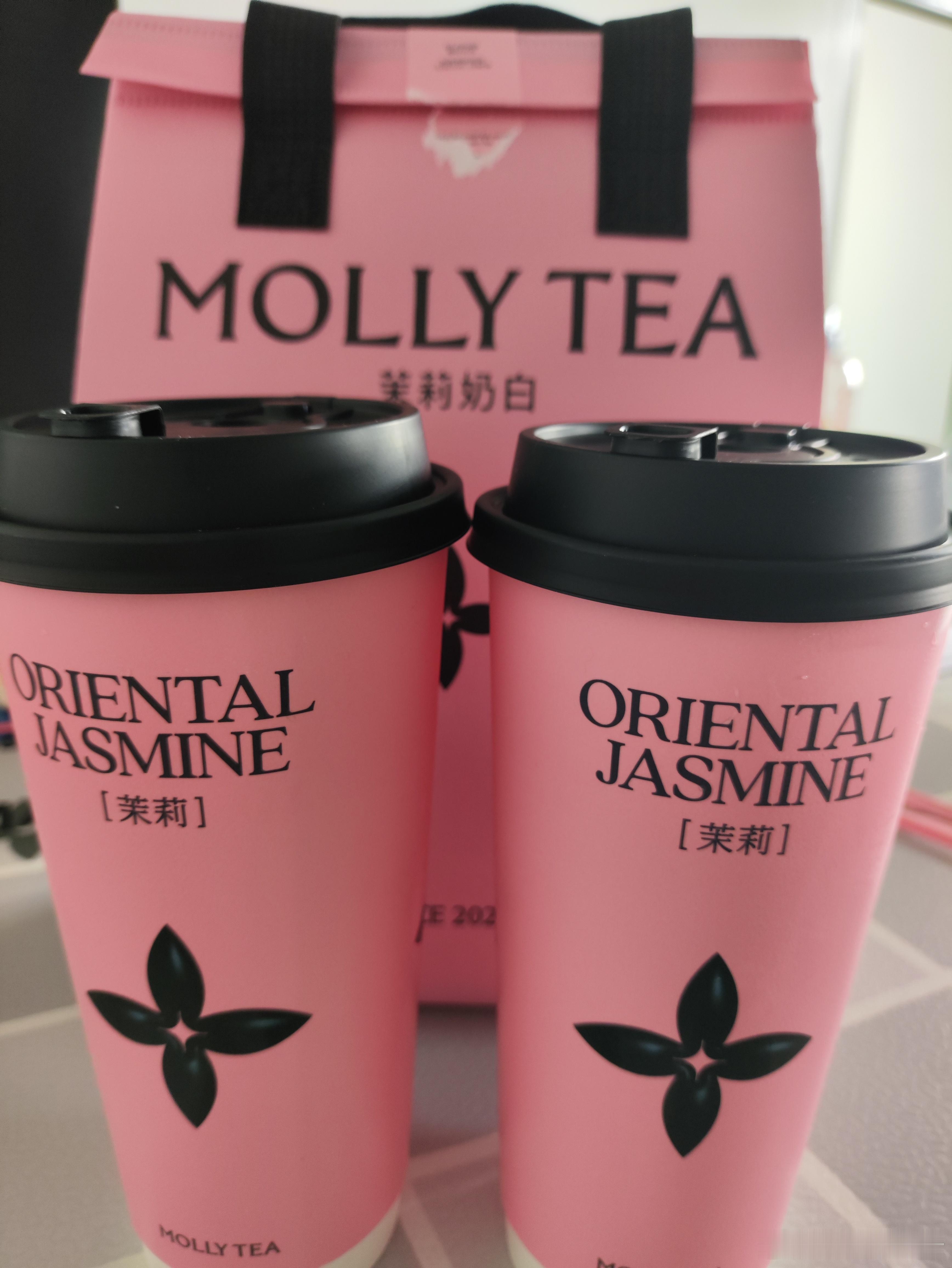 今天喝茉莉奶白…… 