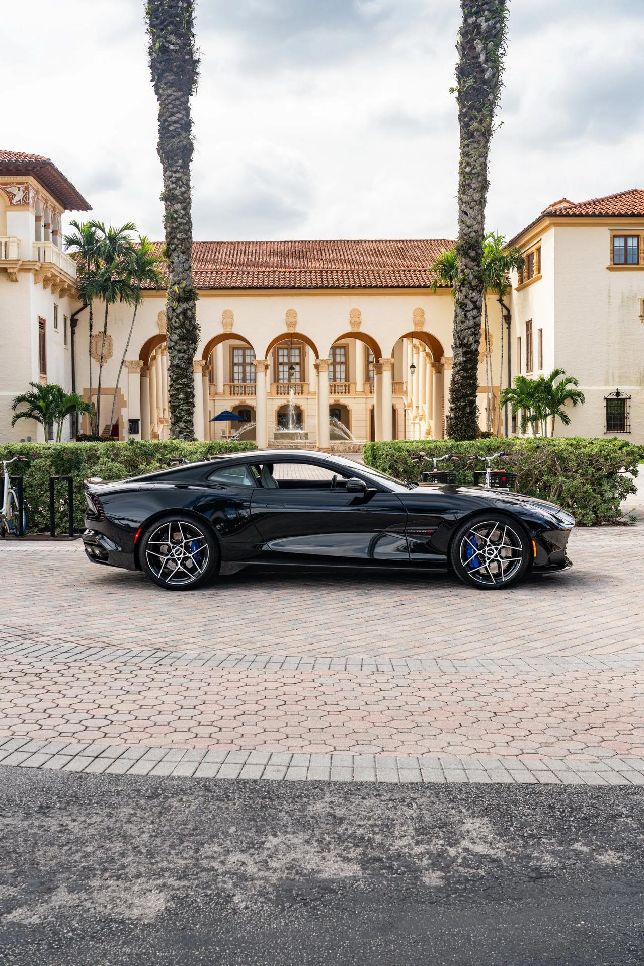 Aston Martin Vanquish