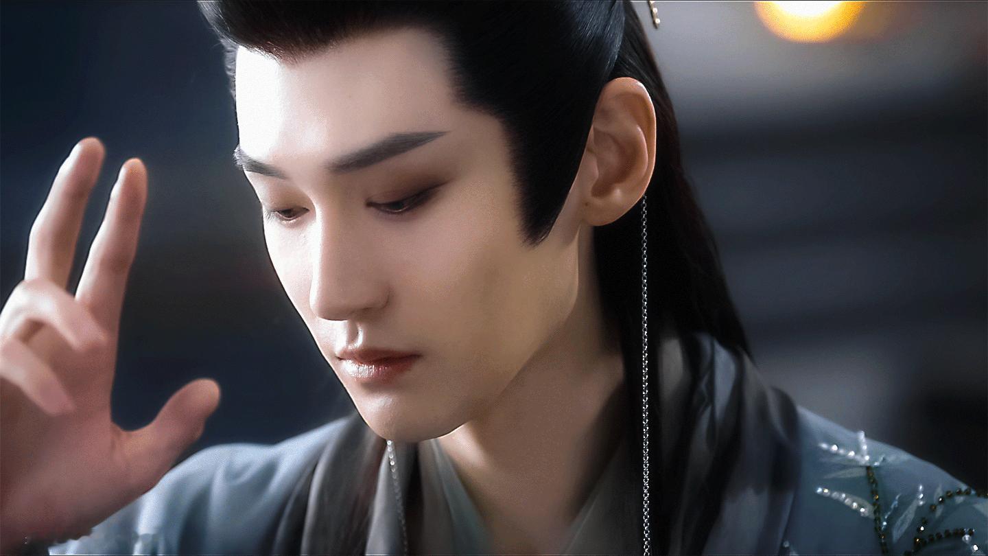 汪铎抱歉天生媚体哥是媚者无疆 汪铎在《媚者无疆》里的媚，是让人越品越上头的那种，