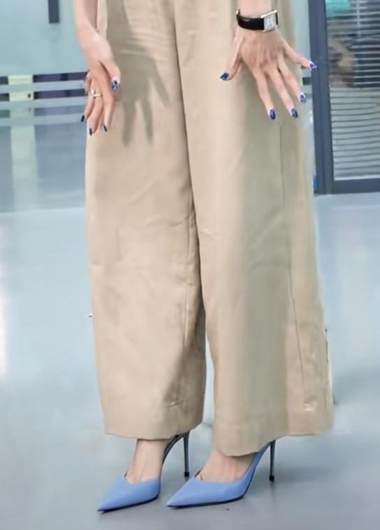 求推荐一款好看的高跟鞋