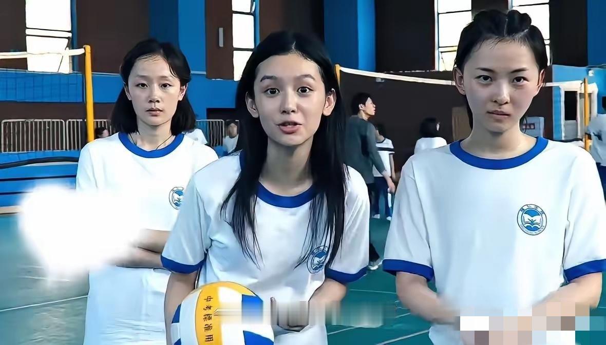 郭宇欣的路人缘这下算是彻底崩了！郭宇欣翻车，不是因为她蛐蛐周也的录音被爆，也不是