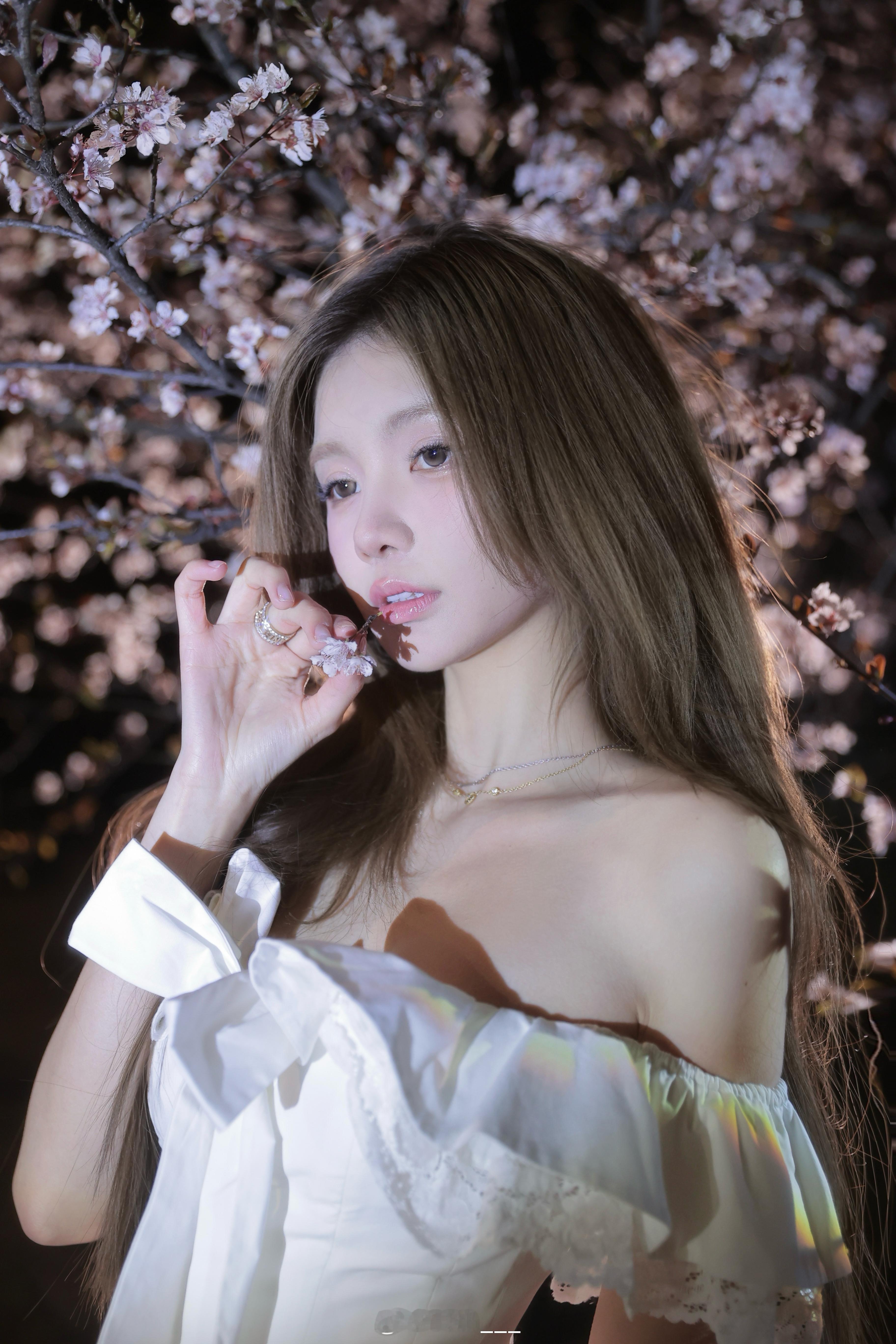 🌸 ​​​