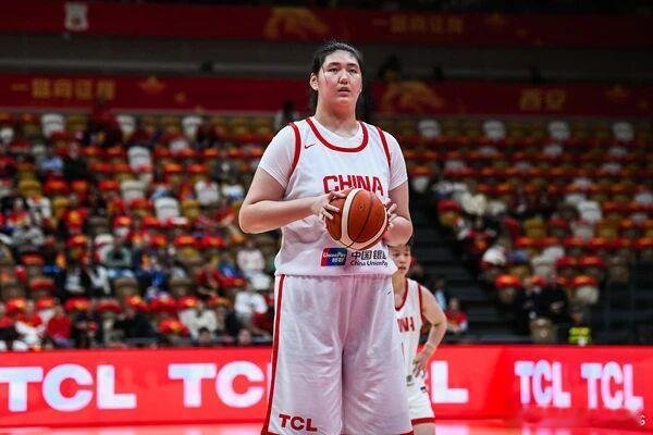 官方：张子宇加盟山东高速女篮！ 