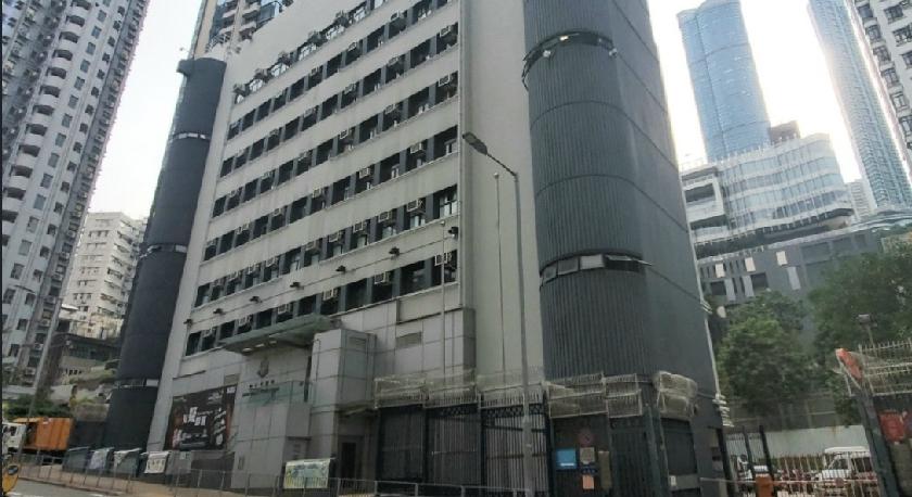 香港铜锣湾礼顿道一酒店内，一名44岁韩国籍男住客今日（10月1日）中午12时许报