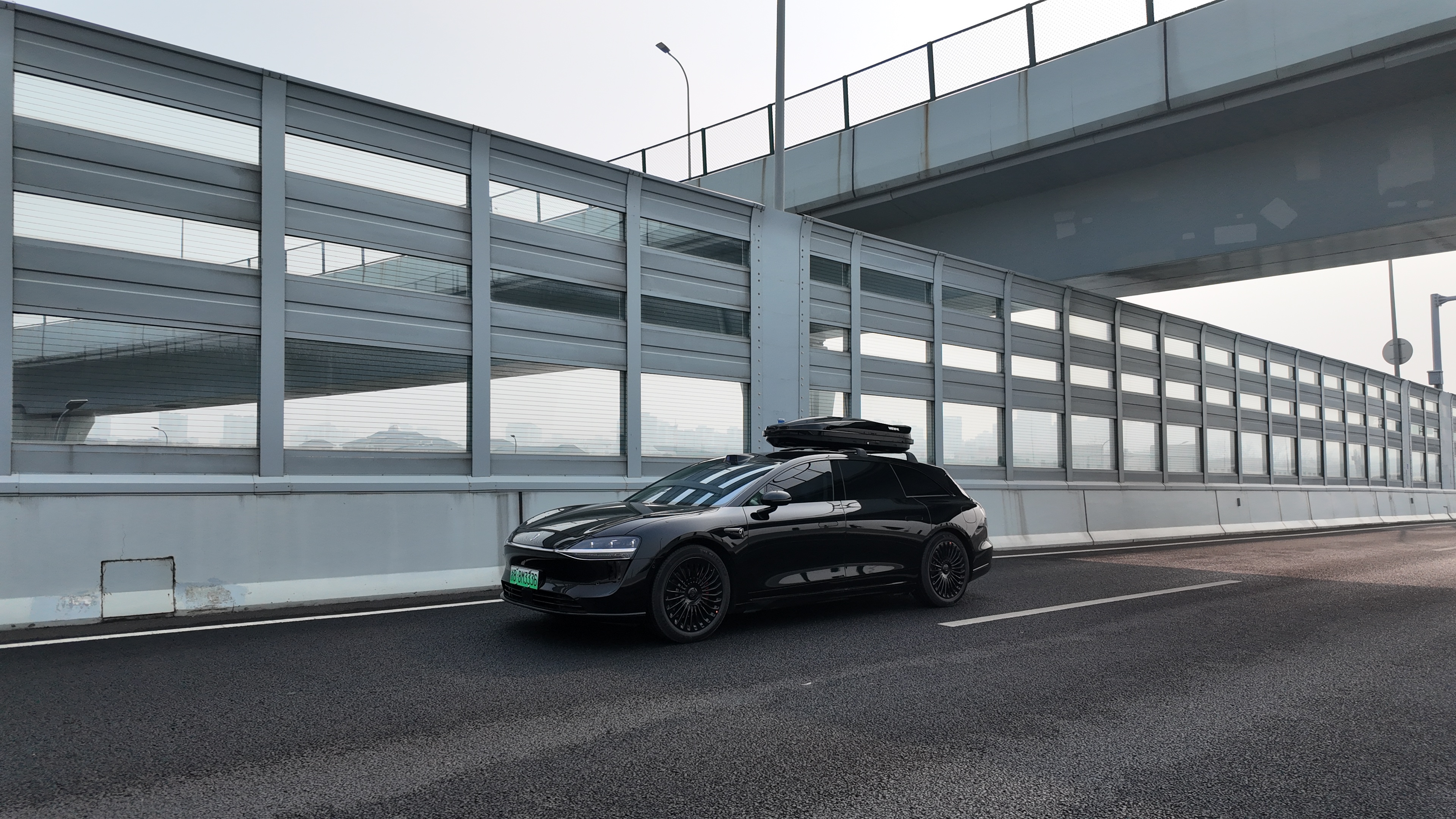 大年初二不能做哪些事大年初二要去丈母娘家拜年了，开这辆享界S9T去今天能先动筷子