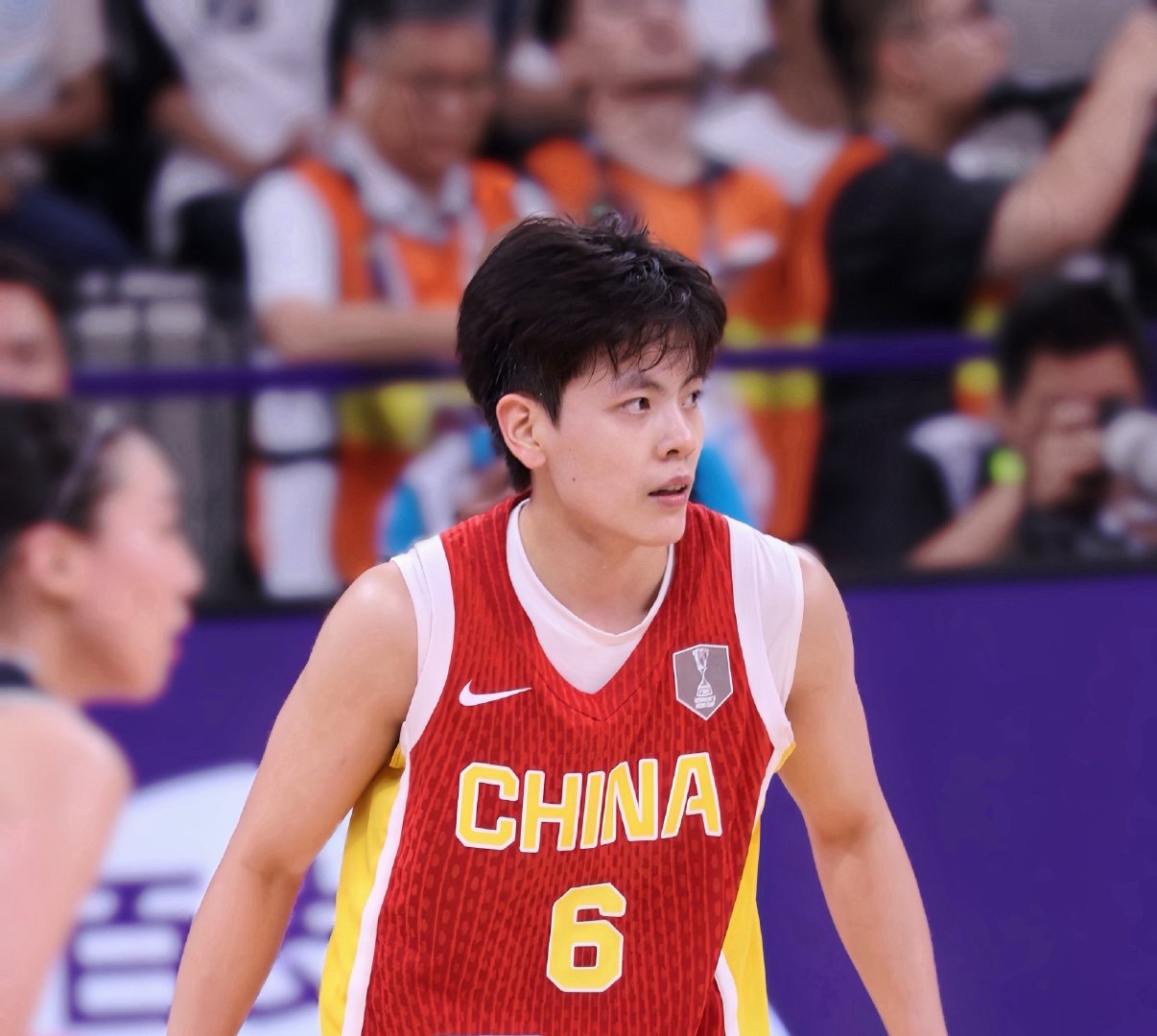 哈哈哈哈哈哈哈刚刚起床！中国女篮29-9意大利女篮，今天打的完美，意大利就联防，
