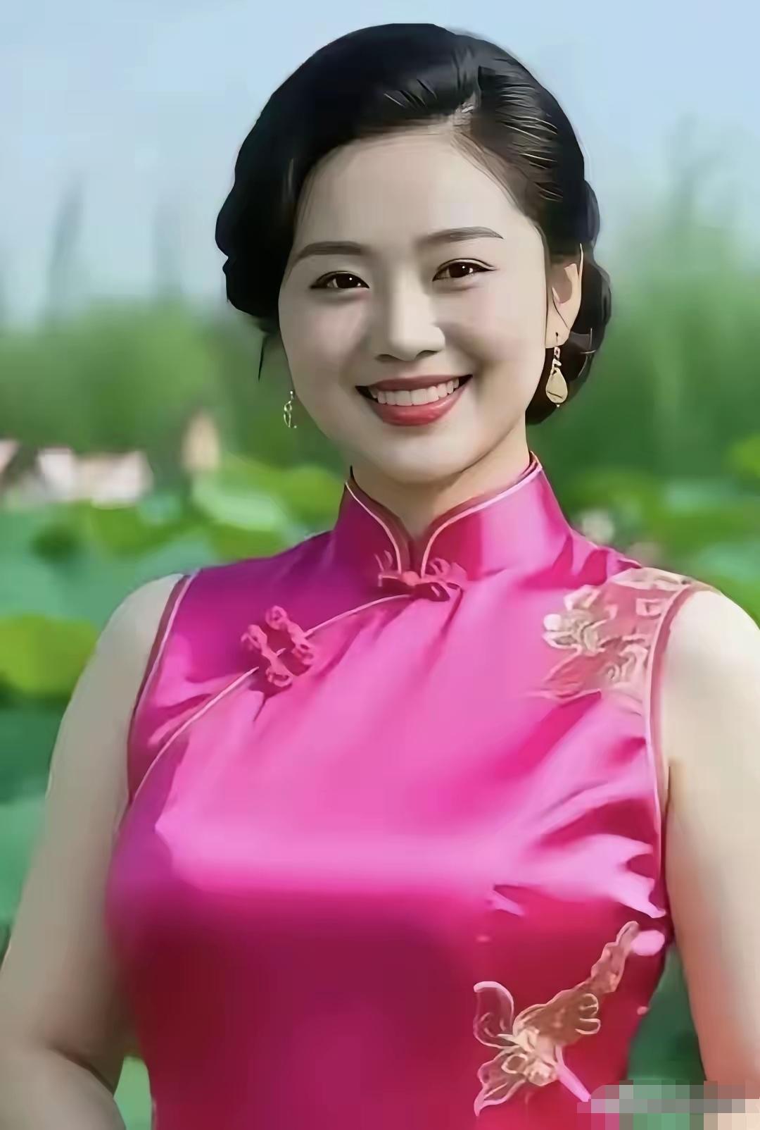 甜美可爱的微笑