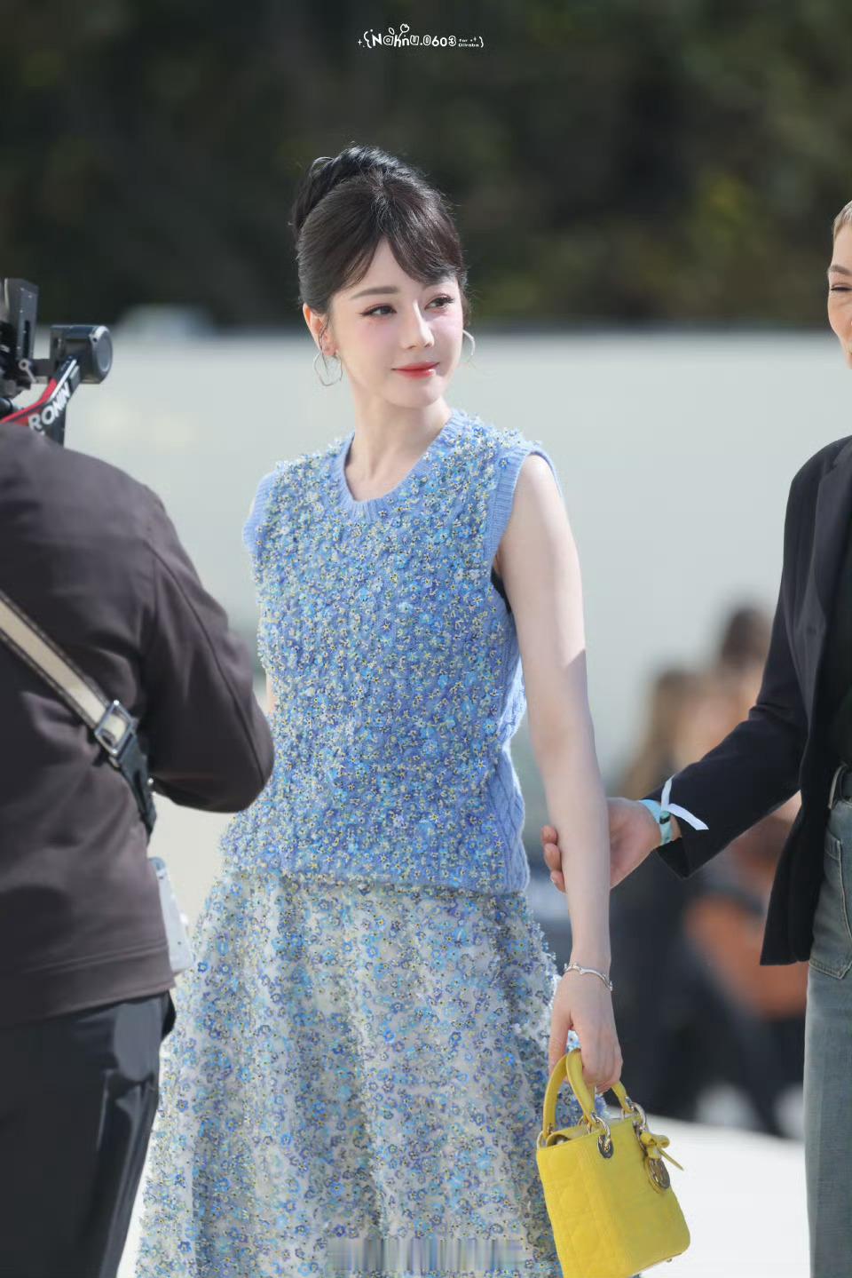 dior女郎们迪丽热巴 周也 邝玲玲 orm ​​​