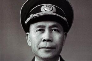 邓兆祥起义后，3次申请入党未能如愿，贺龙大怒：他把军舰都开来了
邓兆祥的经历，简