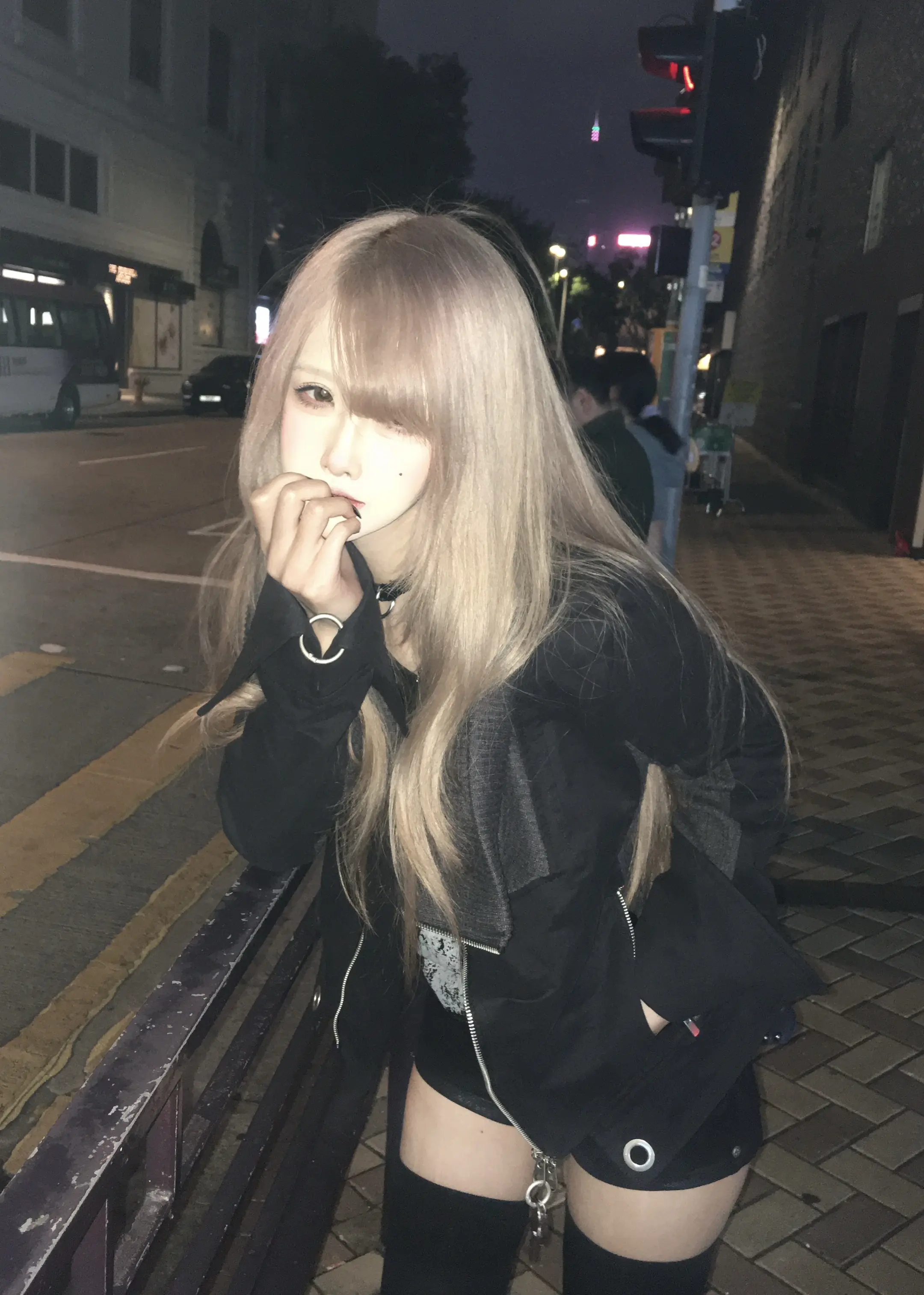 你又在做我介意的事情 算了 我以后不会再介意了