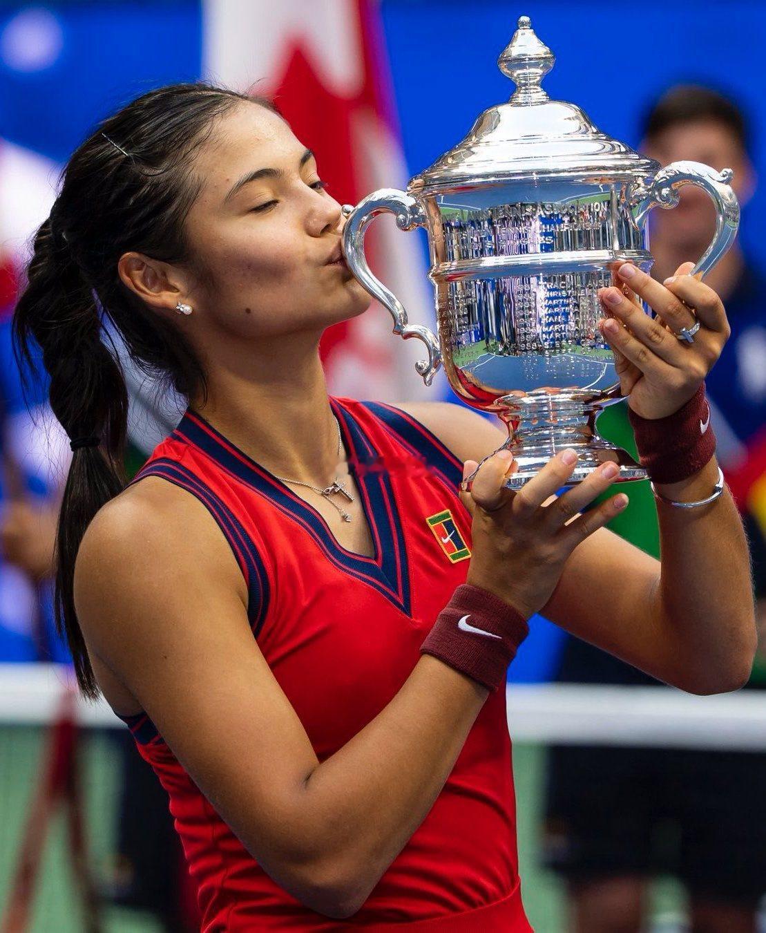 五年前的今天：拉杜卡努在美网的疯狂 🏆18岁，当时世界排名第150位的英国选手