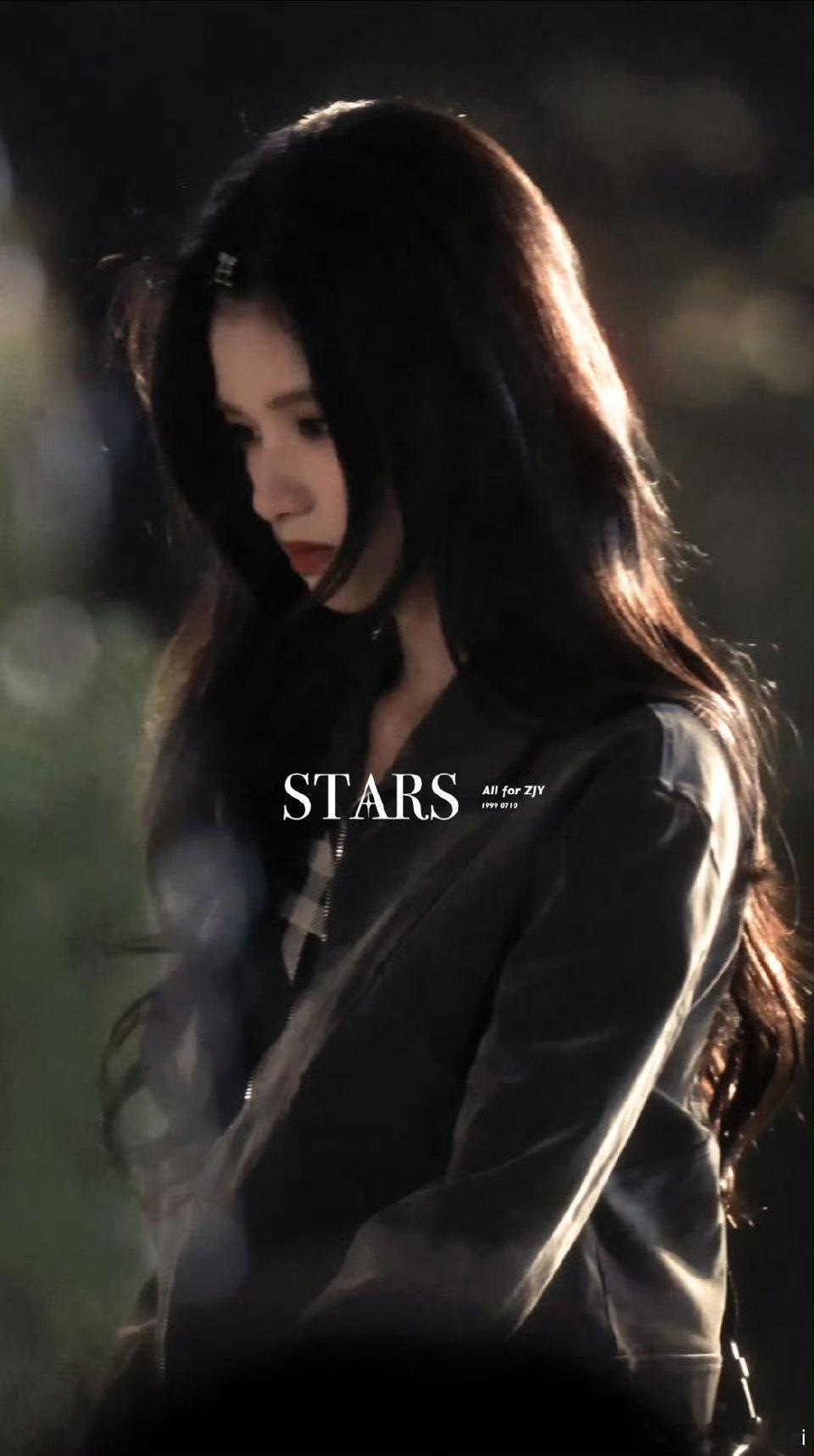 张婧仪这跟真人BJD有啥区别。 像真人bjd一样精致。。。 