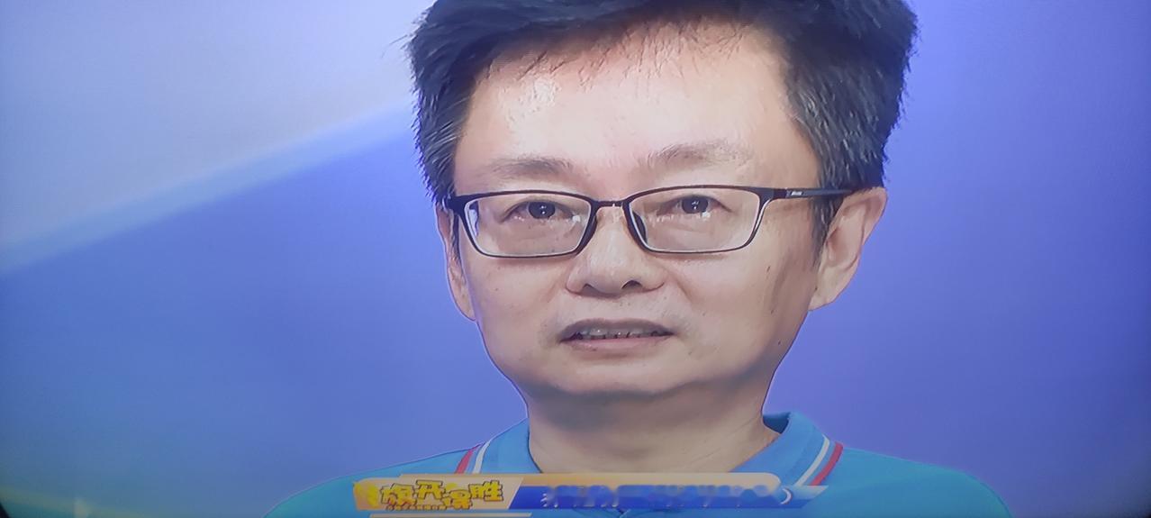 今天的《旗开得胜》斗地主节目，西青区老李继续守擂力争三连胜、红桥区老崔与滨海新区