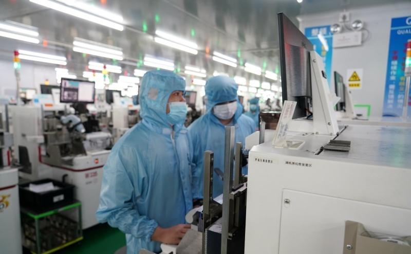 【从负债7000万到年产能超220亿只！蓝箭电子：“芯”在佛山】一枚仅约米粒三分