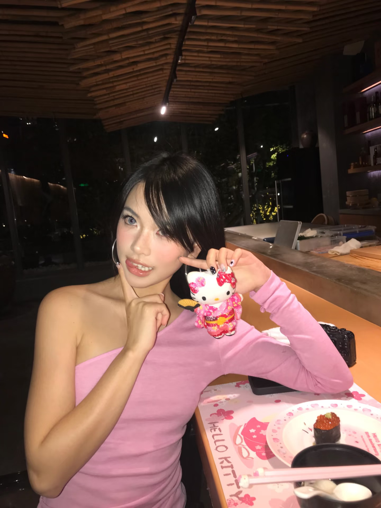 Hello kitty🍣omakase