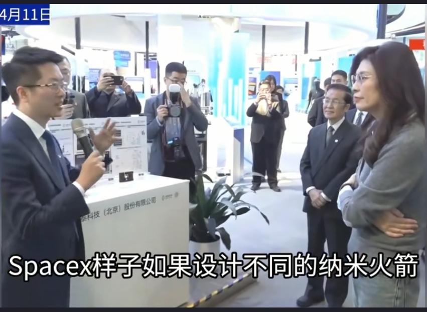 这位37岁青年，口才了得，台大毕业，去麻省理工（MIT）读研究生。然后到北京创业