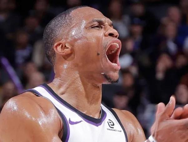 11月21日讯 NBA常规赛，灰熊137-96战胜国王。全场比赛，威斯布鲁克出战