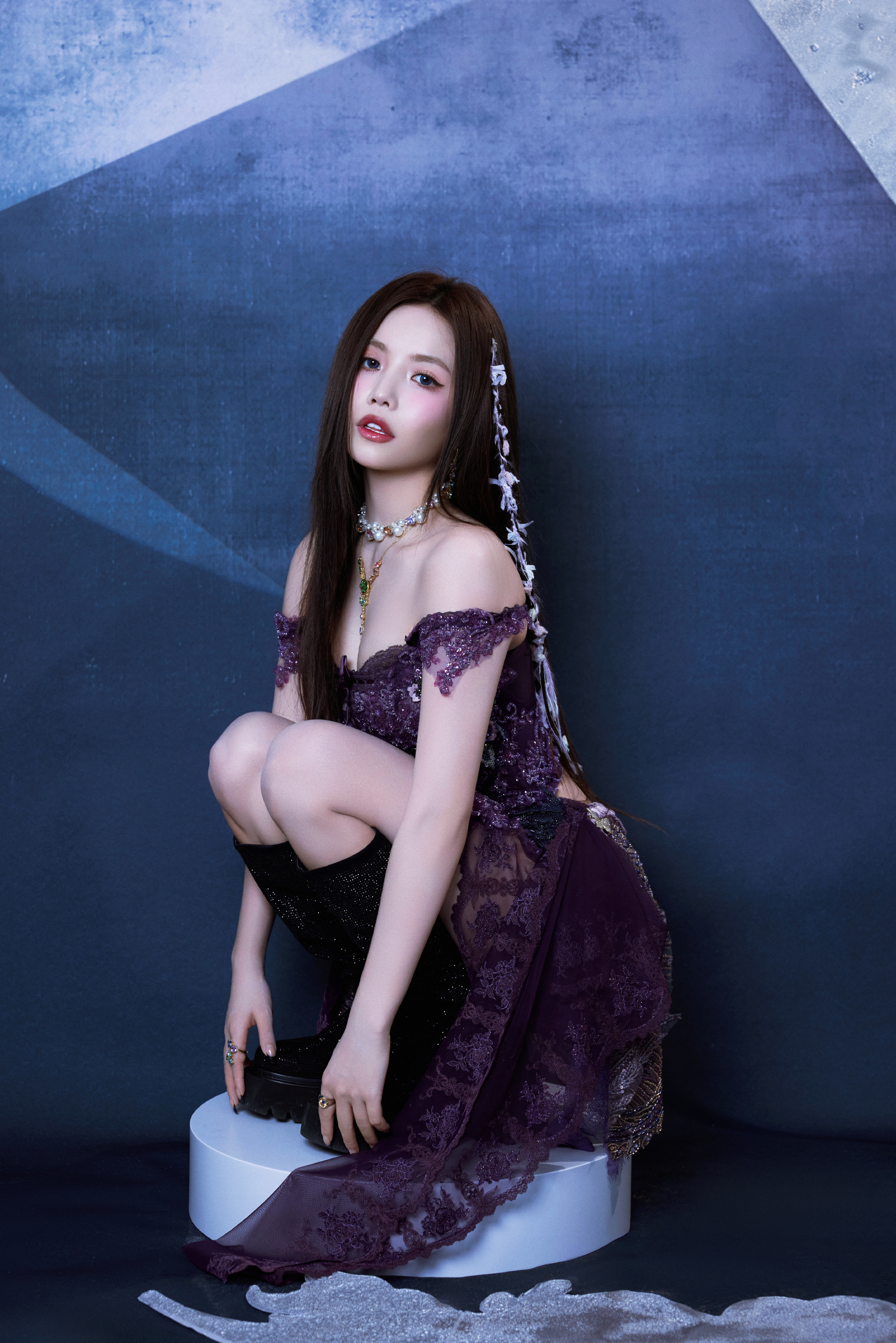 安崎安崎乘风三公队长网传安崎当选乘风三公队长，每次舞台里她全力以赴，两次公演都表