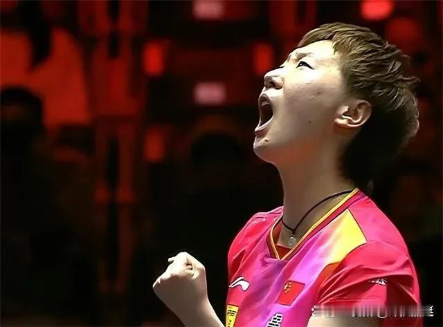 王曼昱今晚以4：2逆转战胜了伊藤美诚，进入女单四强。三个没想到：
1.没想到王曼