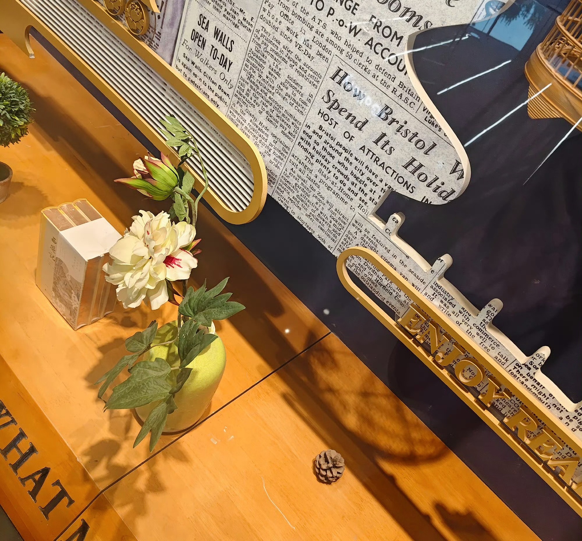 别花钱买增加情绪劳动的东西 要学会给生活做减法，不盲从、不迎合，才是对自己最好的