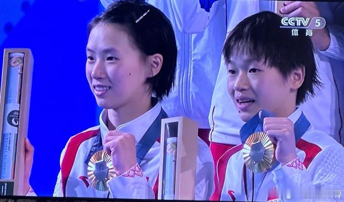 #孙怡说全红婵陈芋汐帅# 孙怡今天发微博说全红婵陈芋汐帅！原来孙怡也和我们一样，