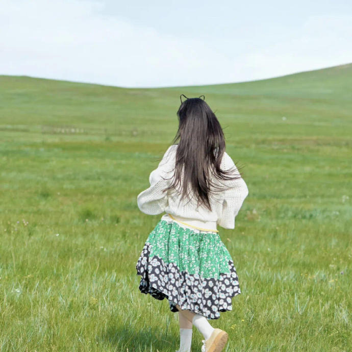 杨超越 