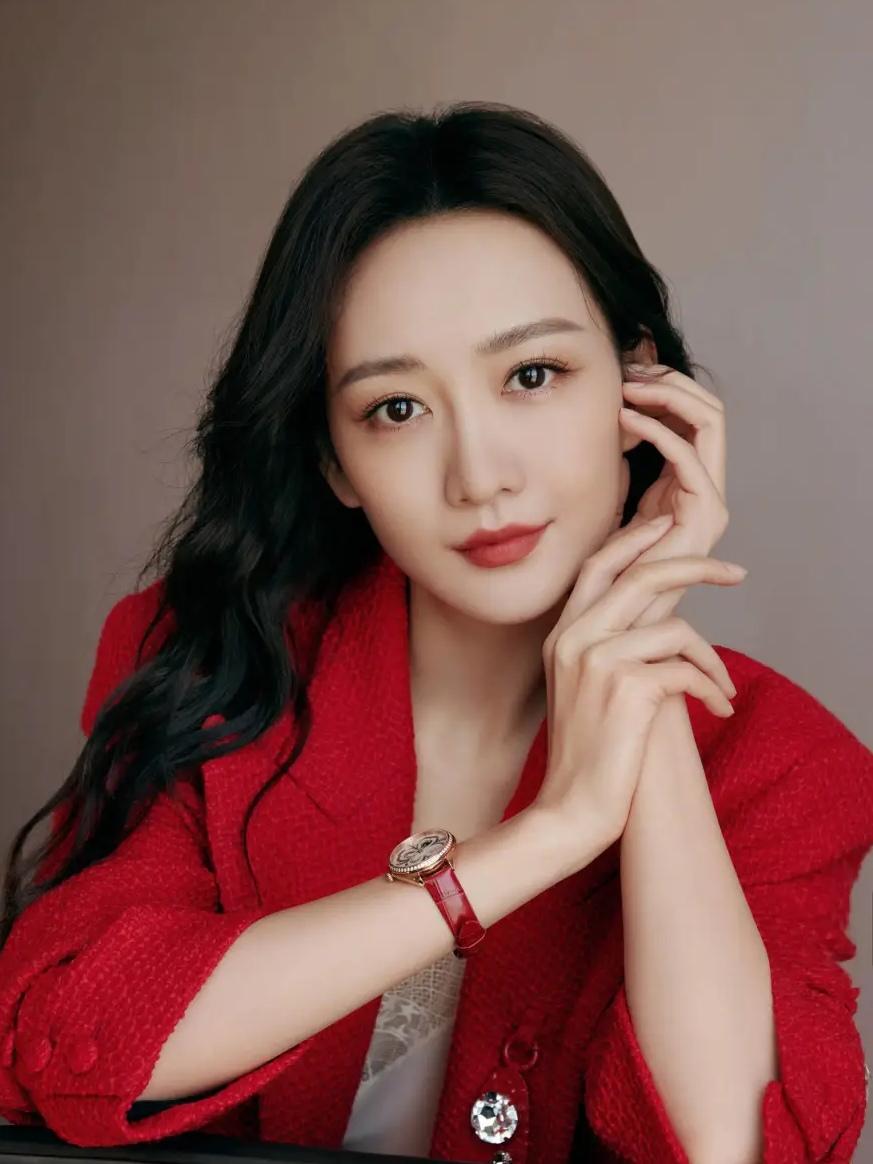 王鸥“我现在是单身”，不愧是真实不矫作的她

王鸥，是一位长相甜美，有灵气的女演